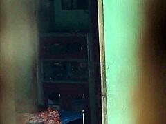 Indian bhabhi Pramila's big ass