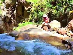 LILYAN'S RIVERSIDE SOLO PLAY