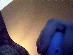 Leftyxluccis’ Intimate Self-Discovery