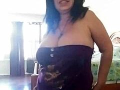 Latina’s Fat Pussy On Full Display
