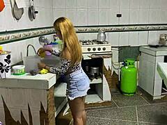 Curves in Homemade Bold Clip