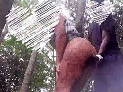 Amateur couple's public outdoor romp