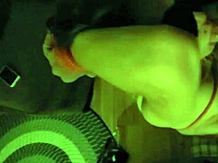 YOUNG AMATEUR'S DEEPTHROAT FACIAL
