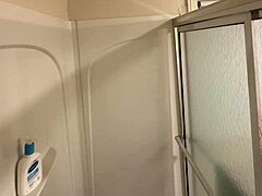 Solo Gay Shower Passion