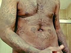 Muscular inmates engage in lust