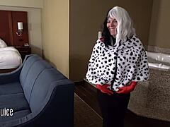 Cruella's rough and black cock-filled Sunday night in detail