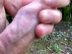 Crazy clit rub for one