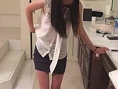 I's so excited watching this asian teen 18+ undress and do a strip tease, clothes ripping off! 😘
