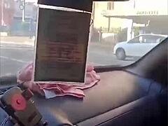 Video call flashing while husband drives in Tatuape
