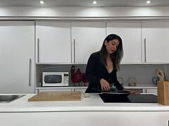 Big Ass Latina Milf Colombiana Fucked by Boyfriend’s Friend