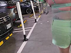 wow, this trashy kiwi slut flashes at the mall and on busy streets! her dirty public stunts are unreal 😜