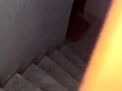 follando con latina curvy en escalera silenciosa