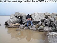 Milf Pissing Outdoors in Sea with Hairy Pussy Fetish