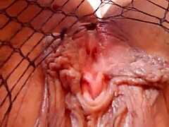 greta lures mature lady with sensual foot play