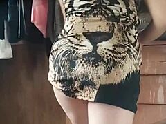 i caught my colombian neighbor with a juicy pussy on cam