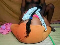 sexy housewife priya aunty in homemade charm