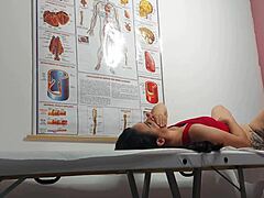 ginecologista gets naughty with patient in kinky hospital exam
