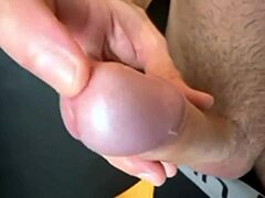 daddy's moaning and dirty talking just for you until that huge cumshot in your mouth with precum 💦