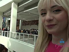 Cecelia taylor enjoys a date with amazing roadhead and creampie
