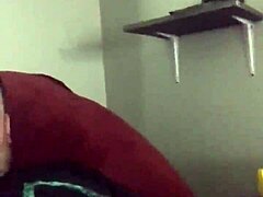 Quick Jerkoff And Cum!