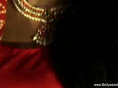 Sacred bollywood honey dances nude with sensual teasing in exotic moves