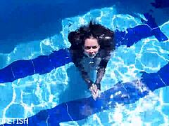 I Feel So Sensual in My Latex Body Underwater as Jessica Bunny, Exploring the Pool's Depths with My Submissive Vibes