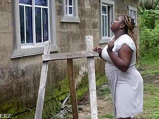 Wife unveils hubby’s petite secret