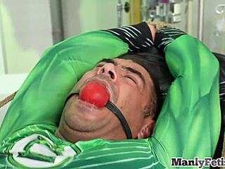doctor binds hunk raw