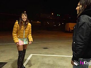 Public Passion with Mexican Jennifer