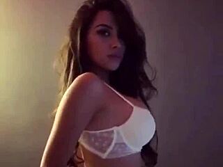 Ale Trevino’s Bold Curves