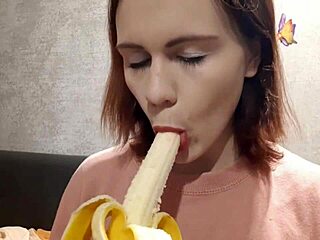 Casey’s Teen Redhead Banana Blowjob