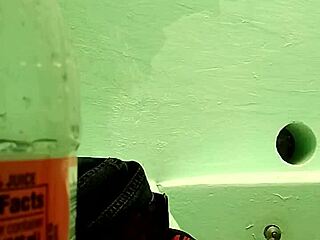 girl's daring public throat show