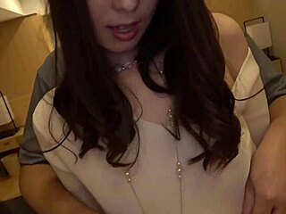 daring asian wife’s bareback thrill