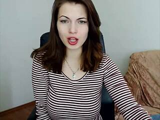 Russian Teen's Natural Curves