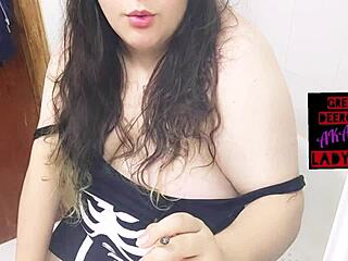 curvy european women tempt