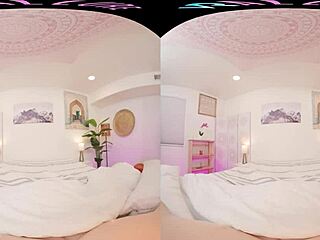I love my fresh Latina VR toy play