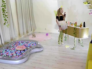 petite bee girl's craving