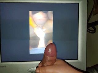 Femdom Foot Worship Tease Clash