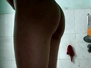 teen girl masturbates in part 10