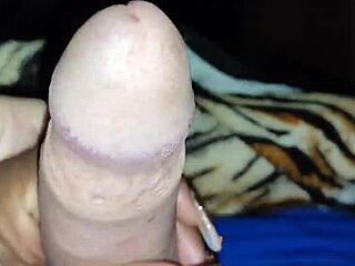 Ebony Brasileira’s 23cm Cock Massage