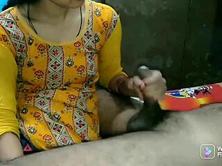 indian hot aunty fucked by servant