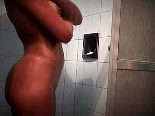 Brunette Amateur Fucked with Cum on Face