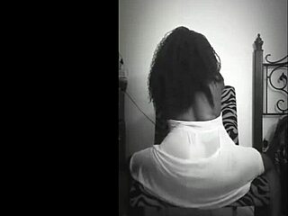 What’s behind her dance to Jamie Foxx?