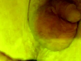 Ever wonder how Stevidolly’s curvy Latina ass takes a pounding solo?