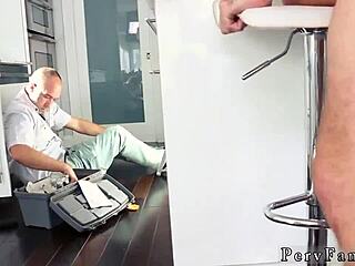 petite teen dp