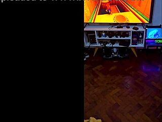 I fuck my Venezuelan gamer friend during lessons