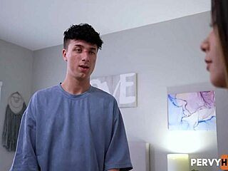 Xxlayna Marie and Ethan Seek Quick Encounter