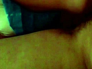 Girlfriend’s Teasing Handjob Brings Full Release
