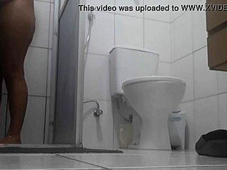 Paty Bumbum’s Latina Masturbation In Crossfit Gym Bathroom