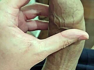 brazilian twink cums hard in homemade clip